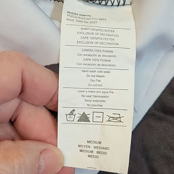 Vampire shirt w/attached vest and cape Adult medium - Picture 4 of 8